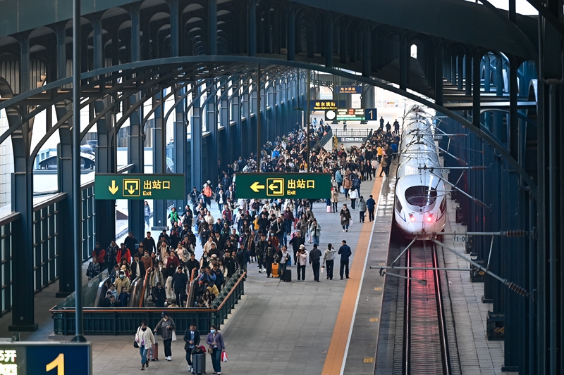 运输预计发送旅客8450万人次新葡京网上赌场全国铁路清明假期(图3) 运输预计发送旅客8450万人次新葡京网上赌场全国铁路清明假期(图3)